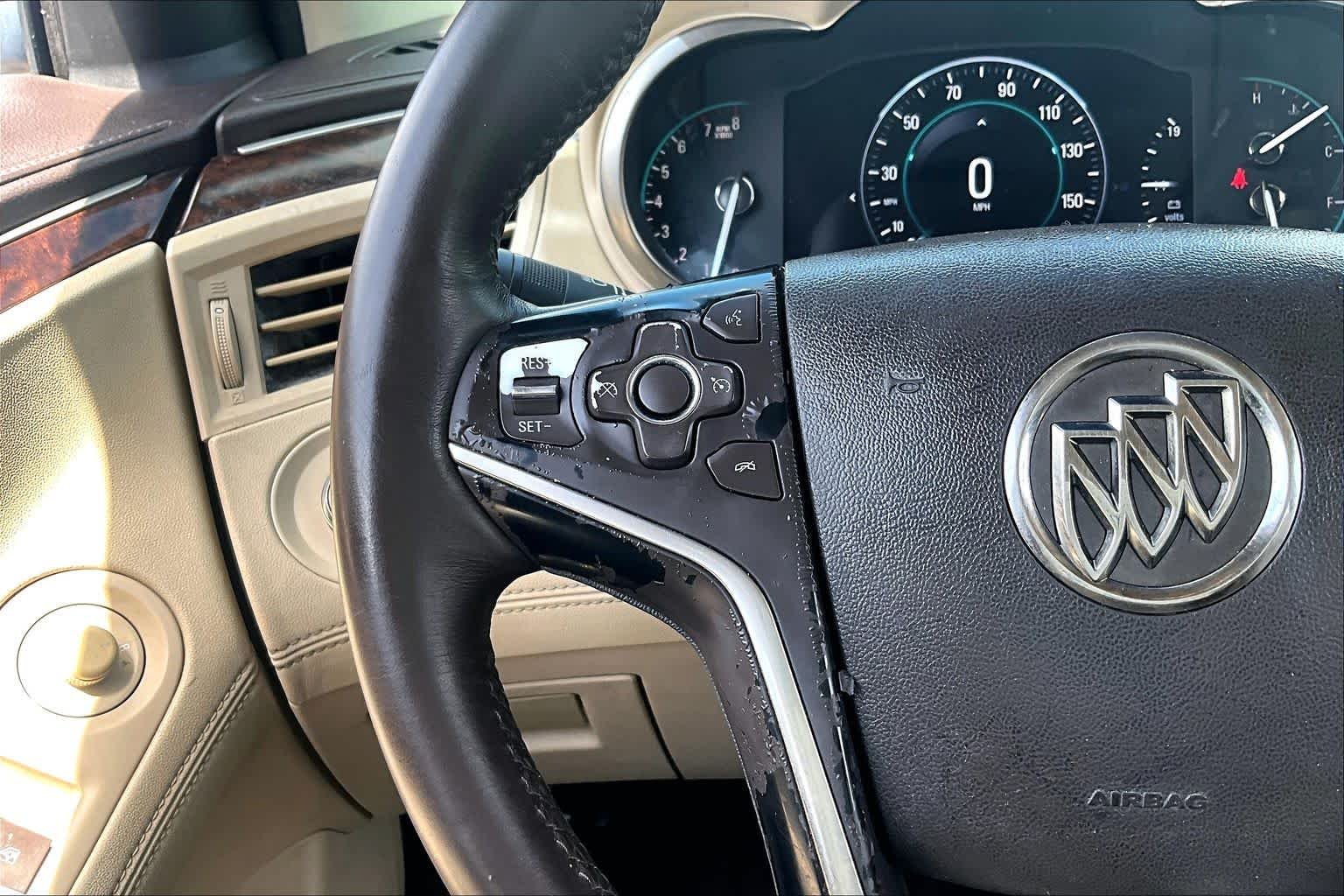Used 2015 White Frost Tricoat Buick Leather image 23