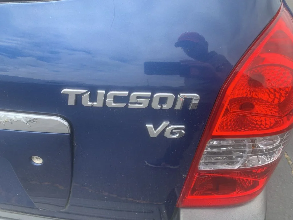 Used 2006 Nautical Blue/Cool Gray Cladding Hyundai GLS image 8