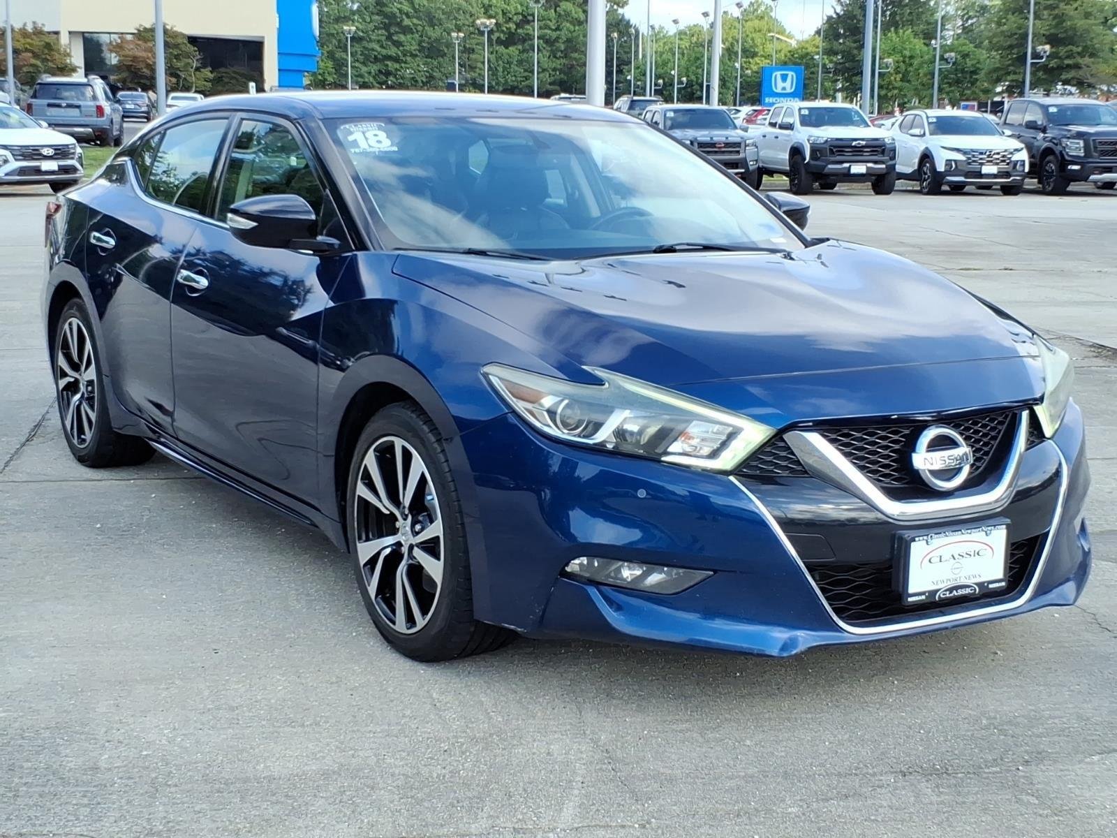 Used 2018 Deep Blue Pearl Nissan SV image 5