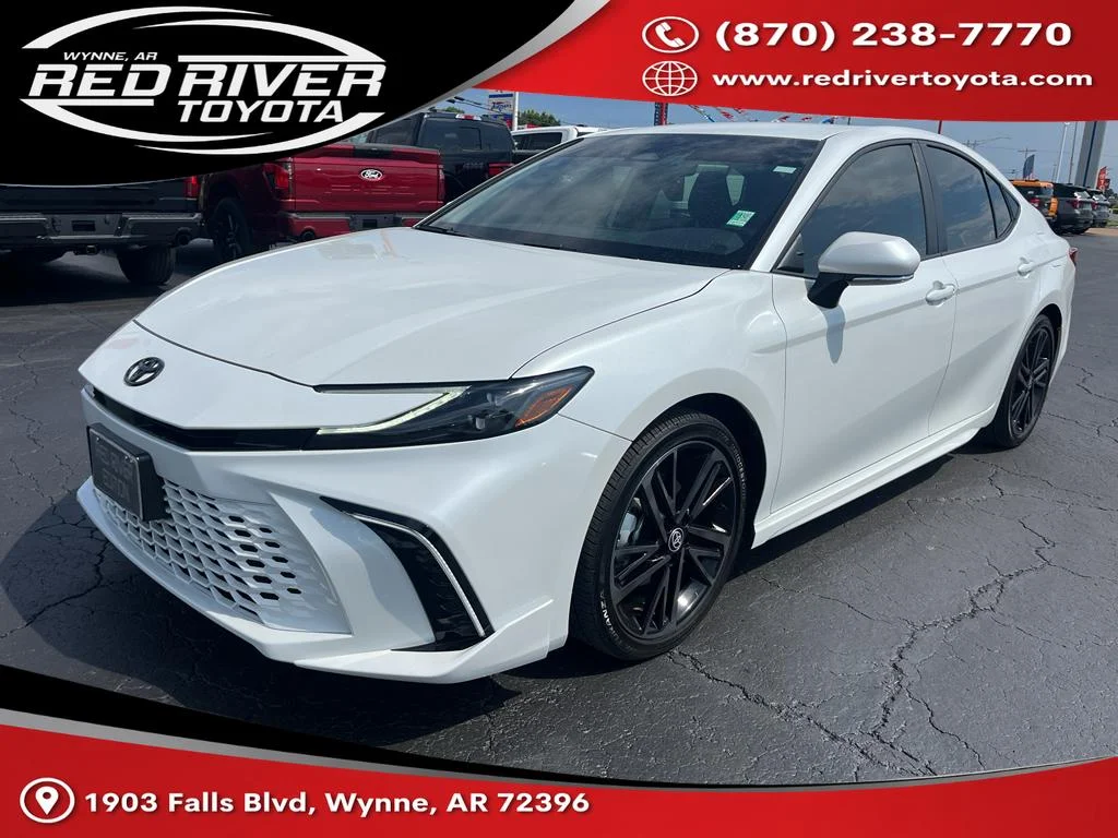 Certified Used 2025 Wind Chill Pearl Toyota XSE image 1