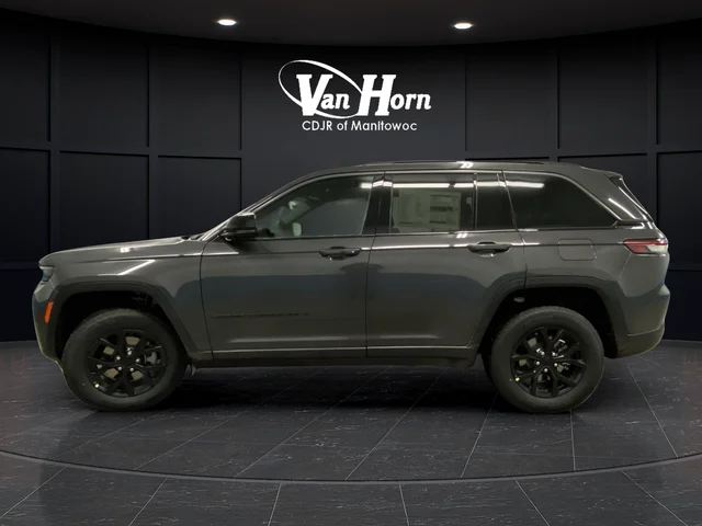 New 2026 Baltic Gray Metallic Clearcoat Jeep Altitude image 13