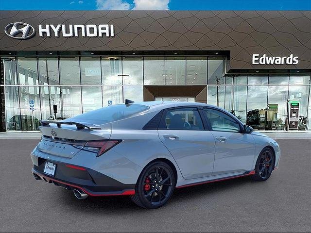 2025 Hyundai Elantra N - Photo 6