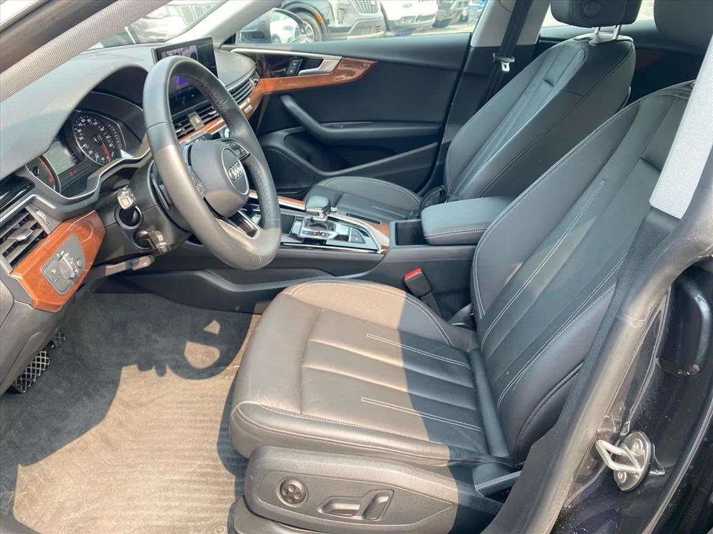 Used 2022 Daytona Gray Metallic Audi Premium quattro image 9