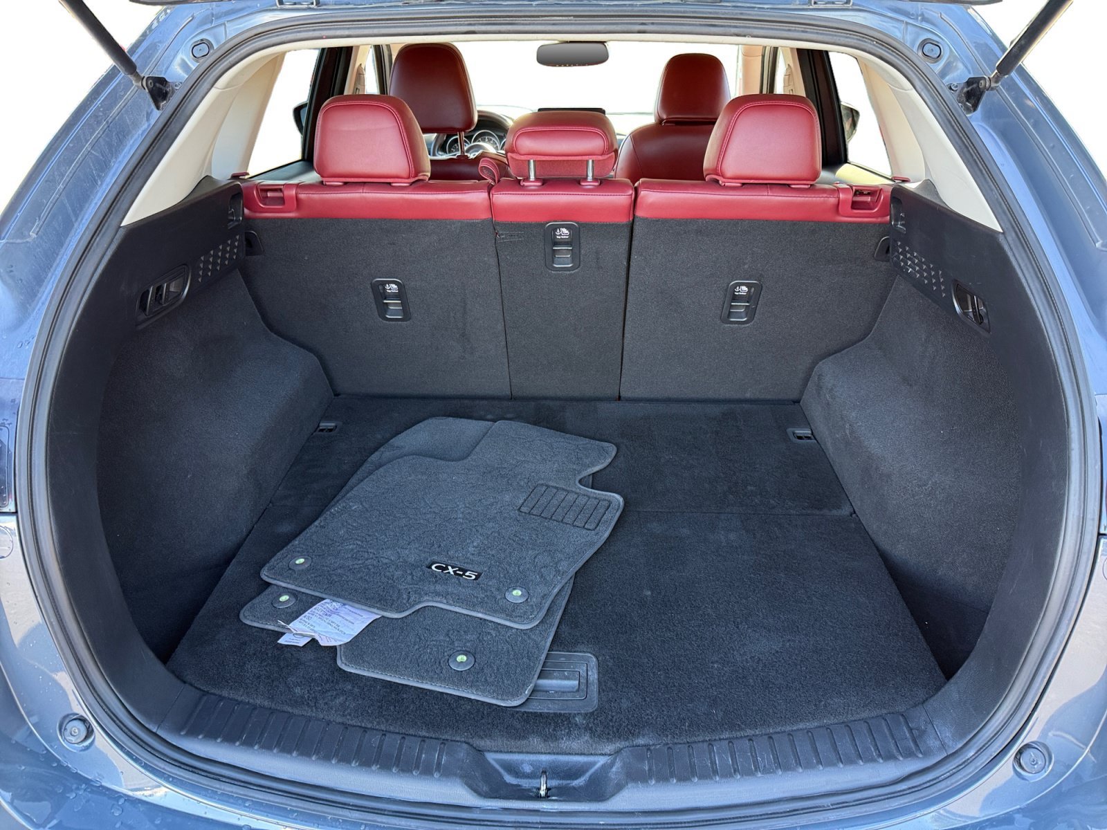 Certified Used 2023 Gray Mazda 2.5 S Carbon Edition image 17