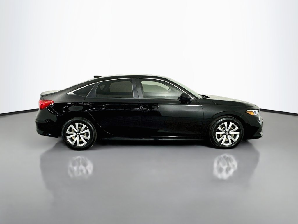 Used 2022 Black Honda LX image 8