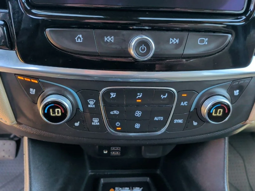 Used 2023 Gray Chevrolet Premier image 29