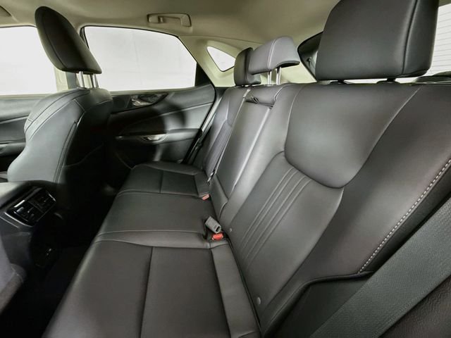 Used 2024 White Pearl Lexus 350h Premium image 25