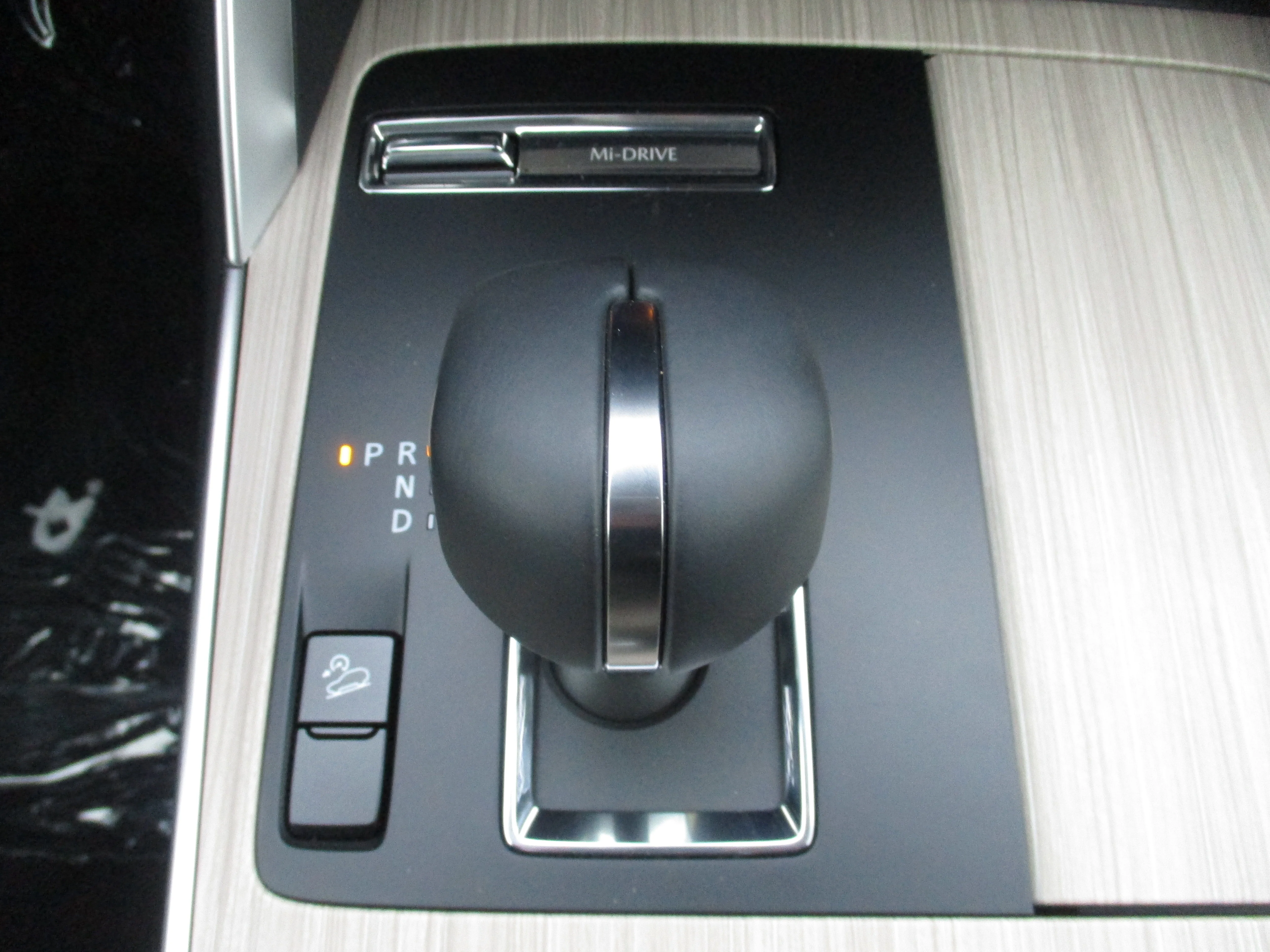 2026 Mazda CX-90 Premium Package - Photo 17