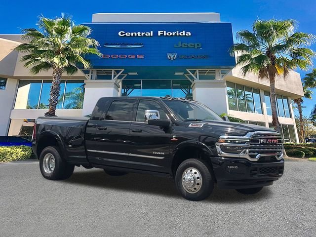 New 2026 Diamond Black Crystal Pearl-Coat Exterior Paint RAM Limited image 2