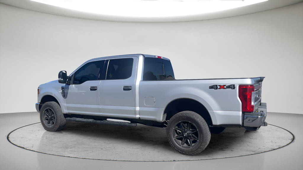 Used 2018 Silver Ford XLT image 14