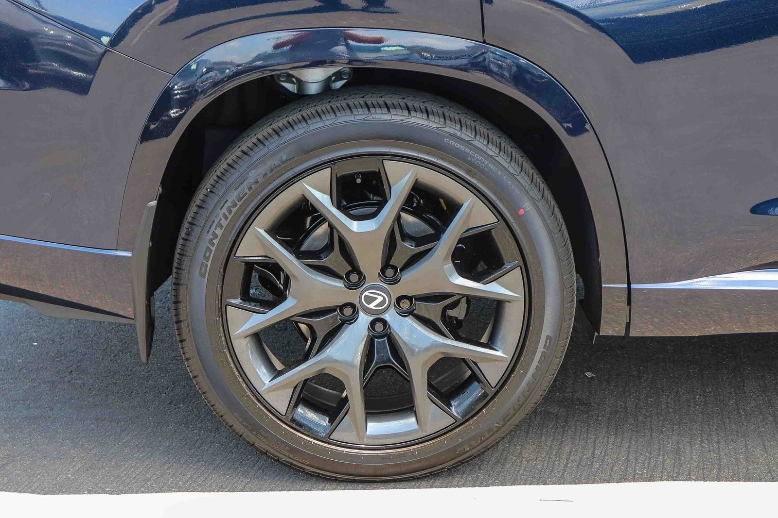 2026 Lexus TX 500h F-Sport Premium - Photo 9