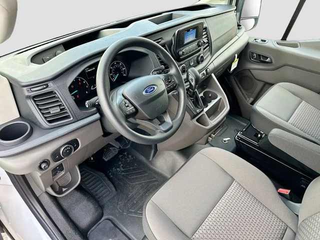 New 2025 Oxford White Ford Base image 6