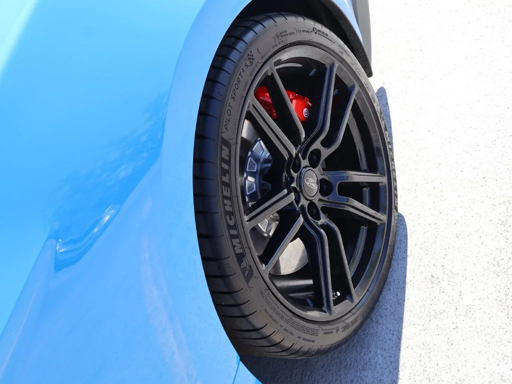 Used 2022 Grabber Blue Metallic Ford Shelby GT500 image 41