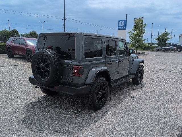 Used 2025 Gray Jeep Sahara 4xe image 18