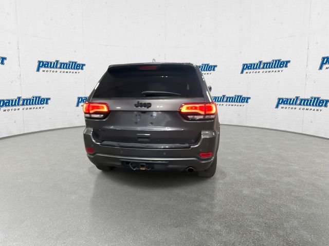 Certified Used 2018 Granite Crystal Clearcoat Metallic Jeep Altitude image 10