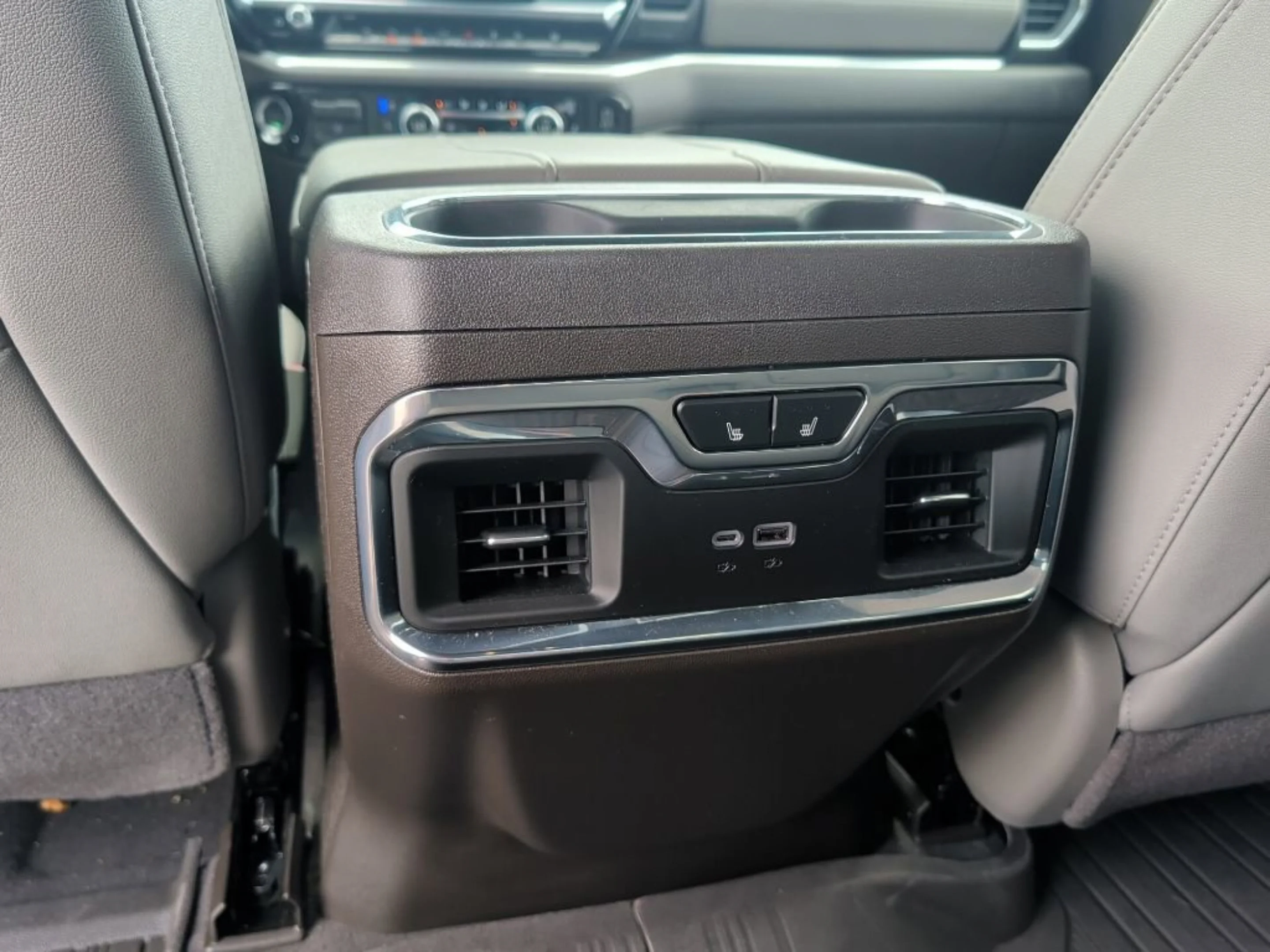 Used 2025 Volcanic Red Tintcoat GMC SLT image 38