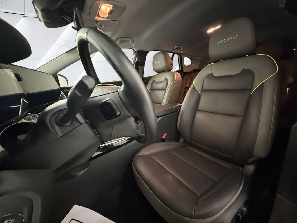 Used 2025 White Chevrolet ACTIV image 8