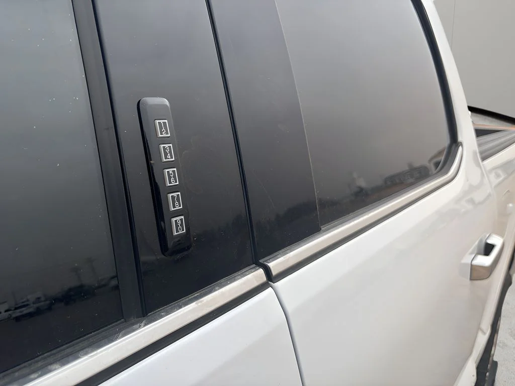 Used 2021 Oxford White Ford LARIAT image 16