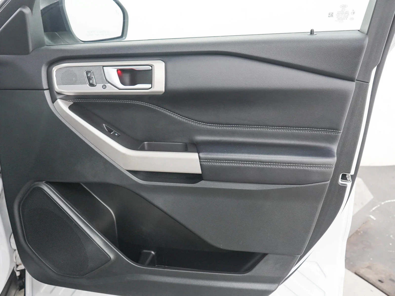 Used 2023 Oxford White Ford Limited image 11