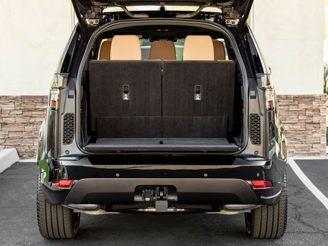 New 2026 Charente Grey Land Rover Dynamic SE image 28