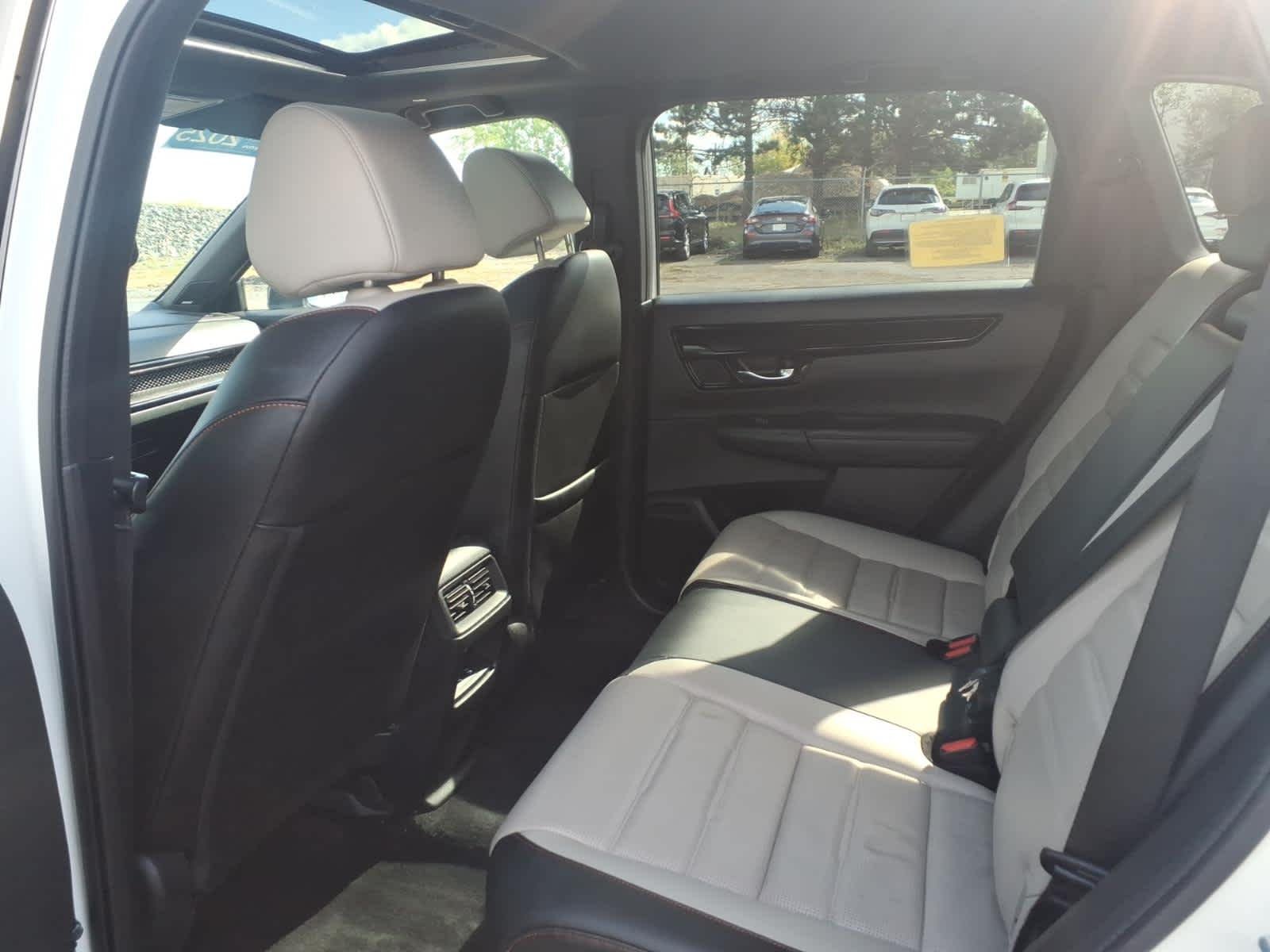 2025 Honda CR-V Sport Touring - Photo 12