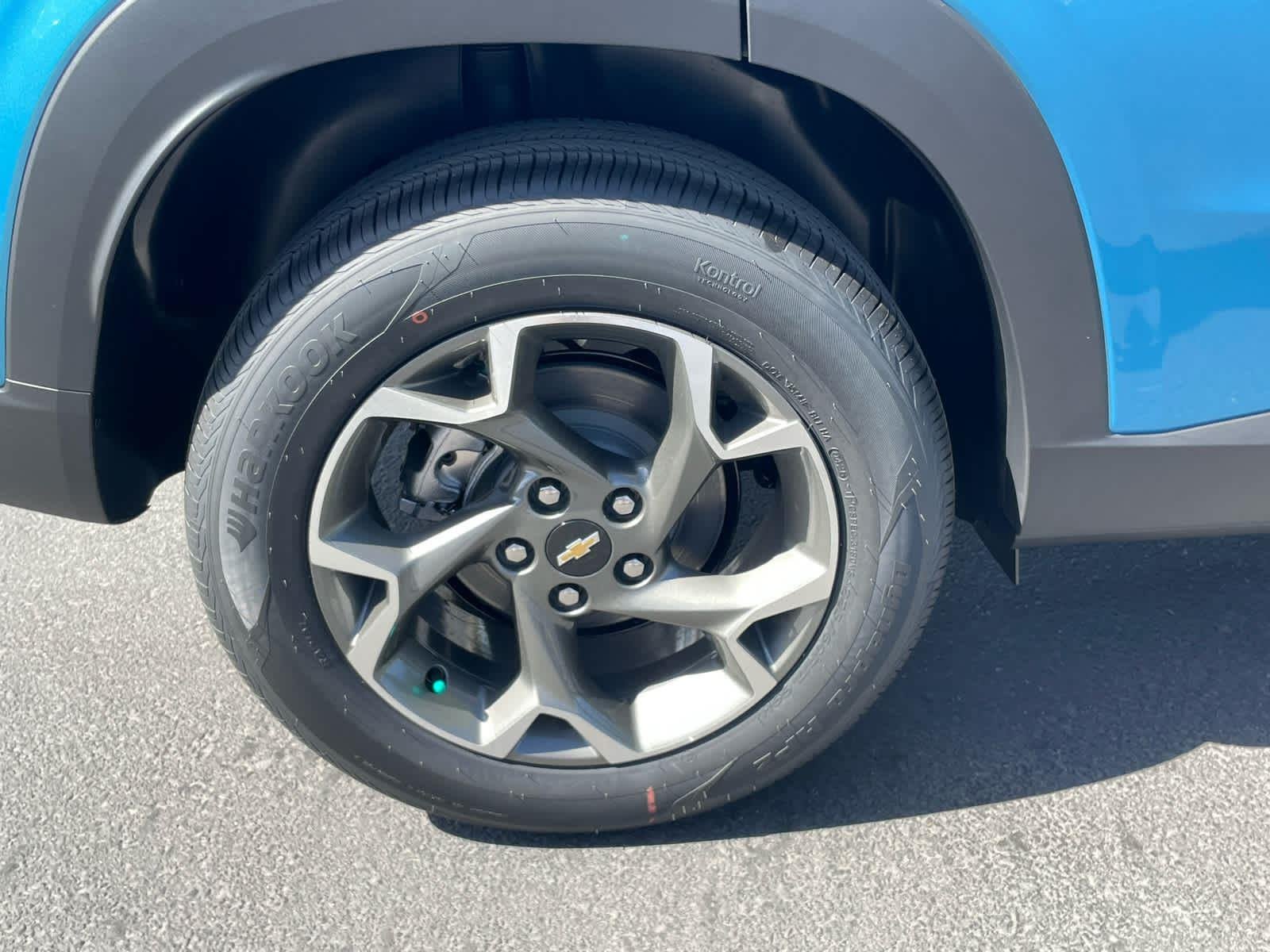 2026 Chevrolet Trax LT - Photo 18