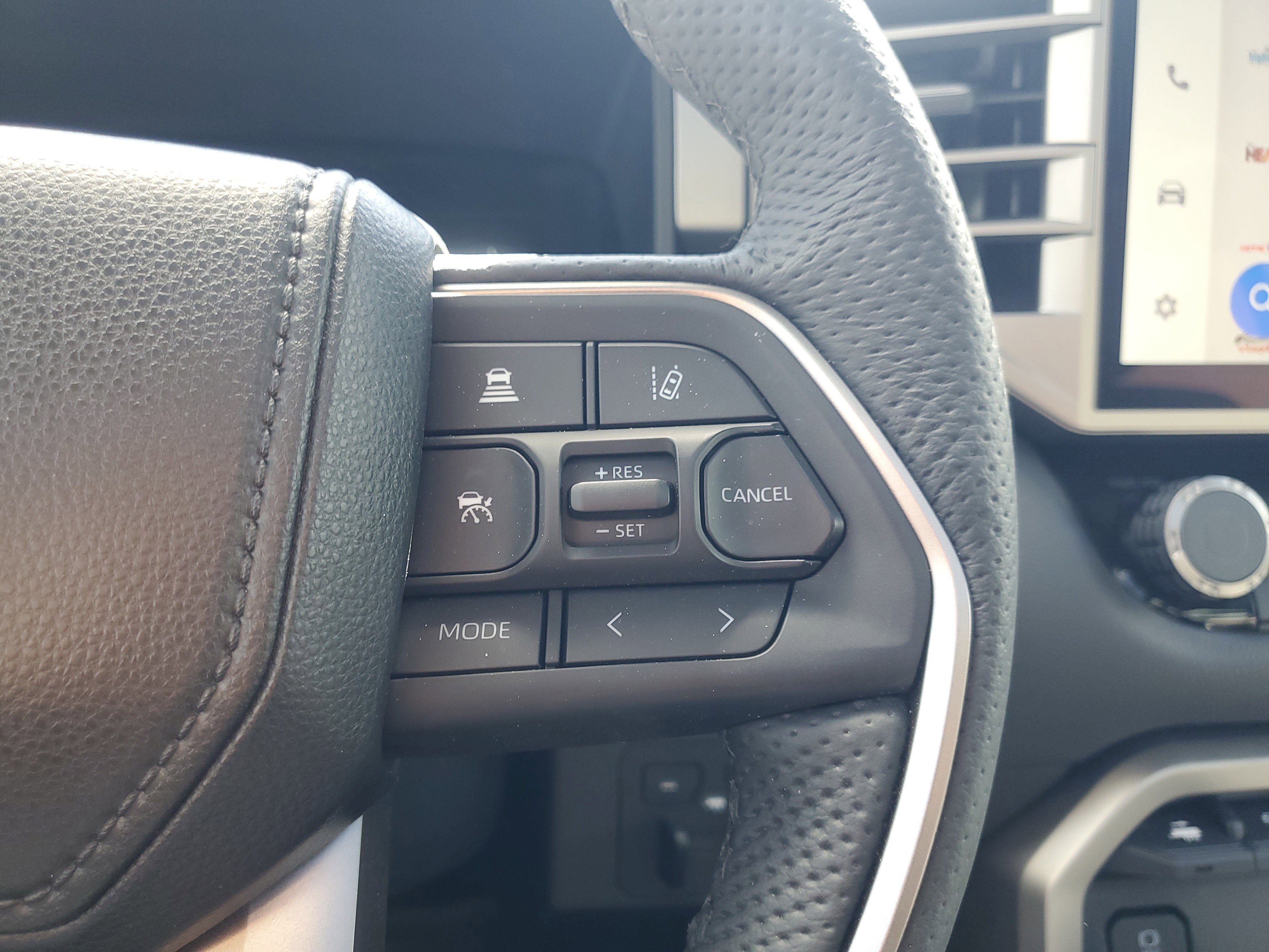 Used 2026 Ice Cap Toyota Limited Hybrid image 26