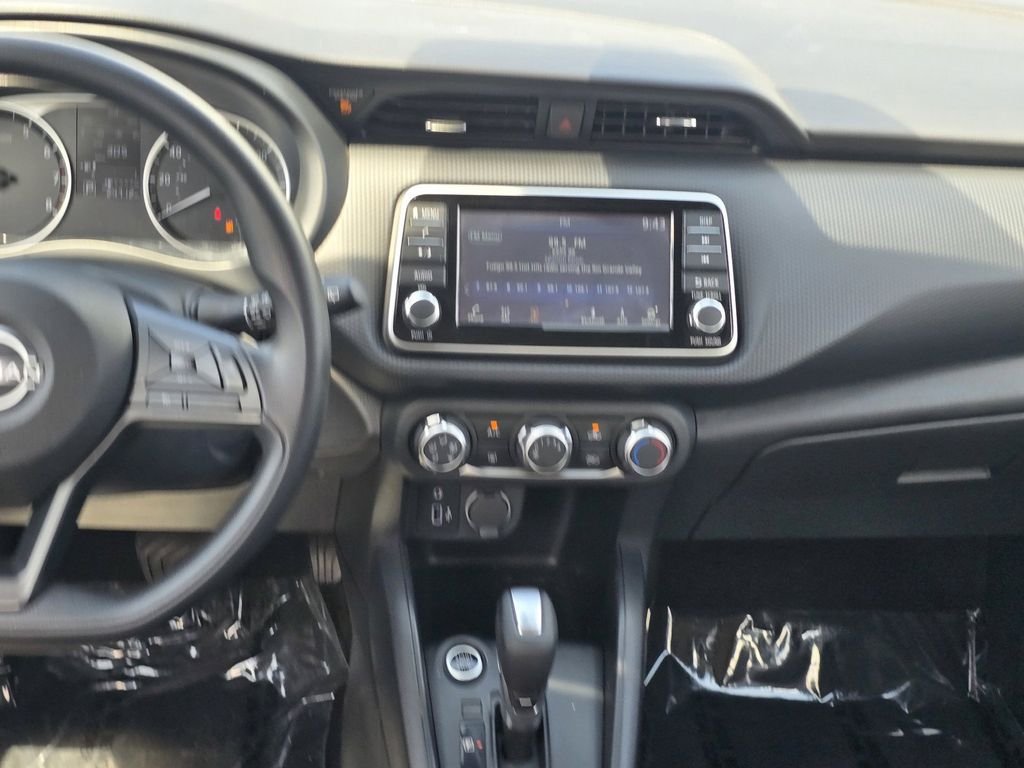 Used 2025 White Nissan S image 16
