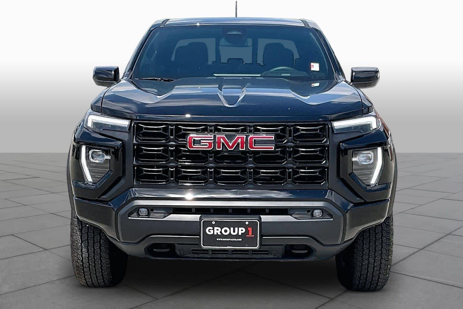 Used 2025 Onyx Black GMC 2WD Elevation image 4