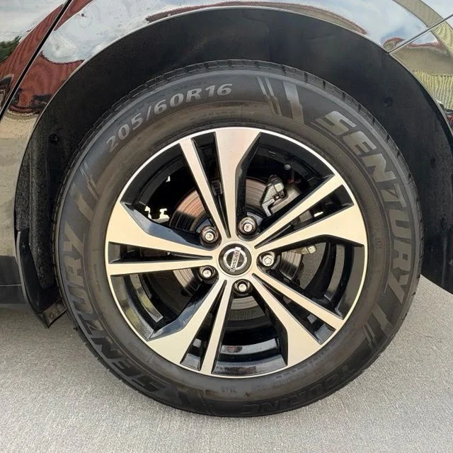 Used 2023 Black Nissan SV image 9