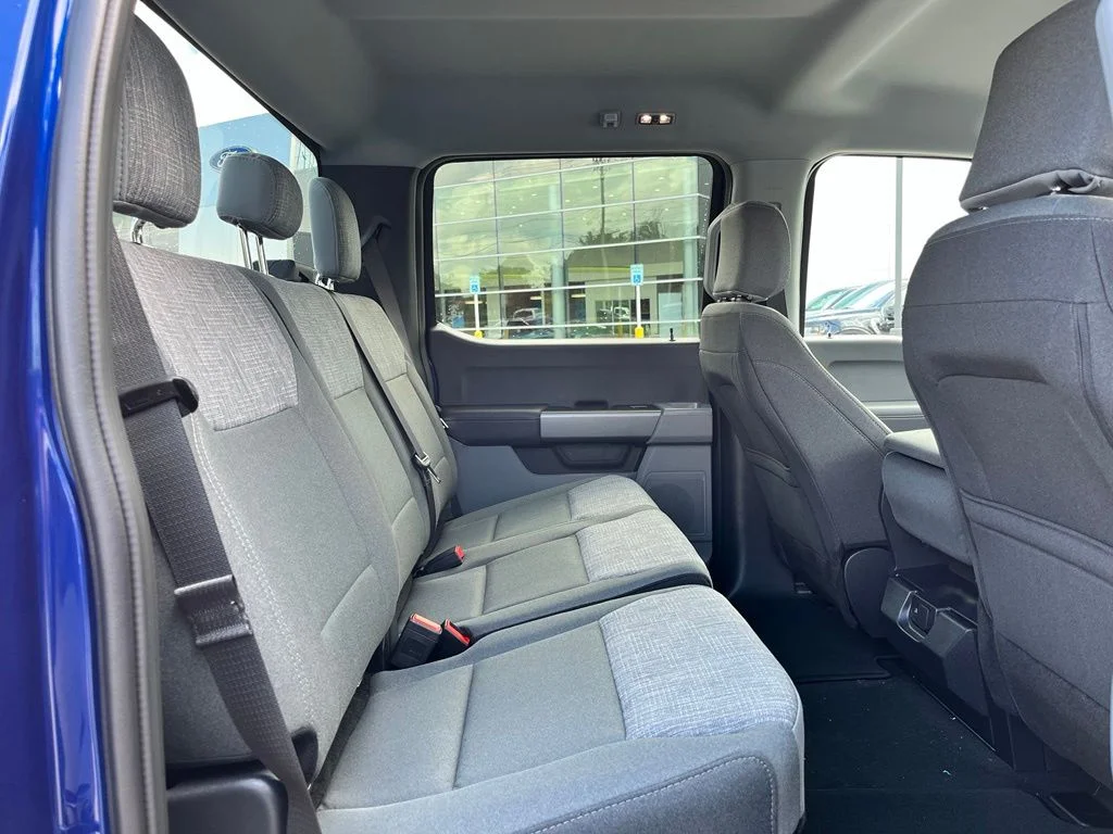 New 2026 Blue Ford XLT image 8