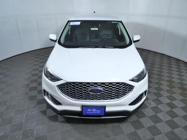 Used 2024 White Ford SEL image 3