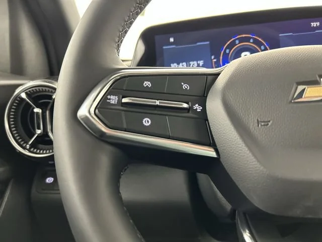 2027 Chevrolet Equinox LT - Photo 11