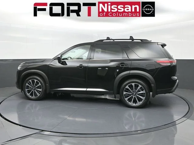New 2026 Super Black Nissan Platinum image 4