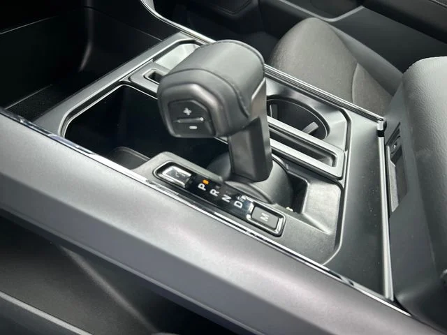 New 2026 Avalanche Ford XLT image 22