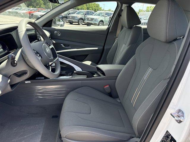 New 2026 Serenity White Hyundai SEL Sport image 10