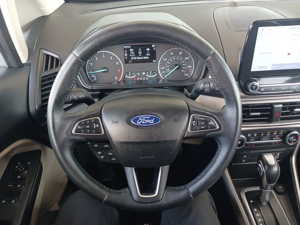 Used 2020 Silver Ford SE image 17