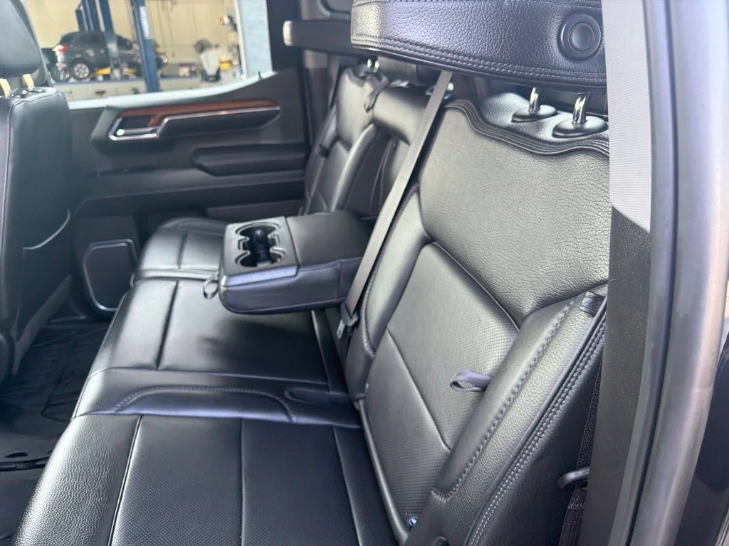 Used 2022 Onyx Black GMC Denali image 11