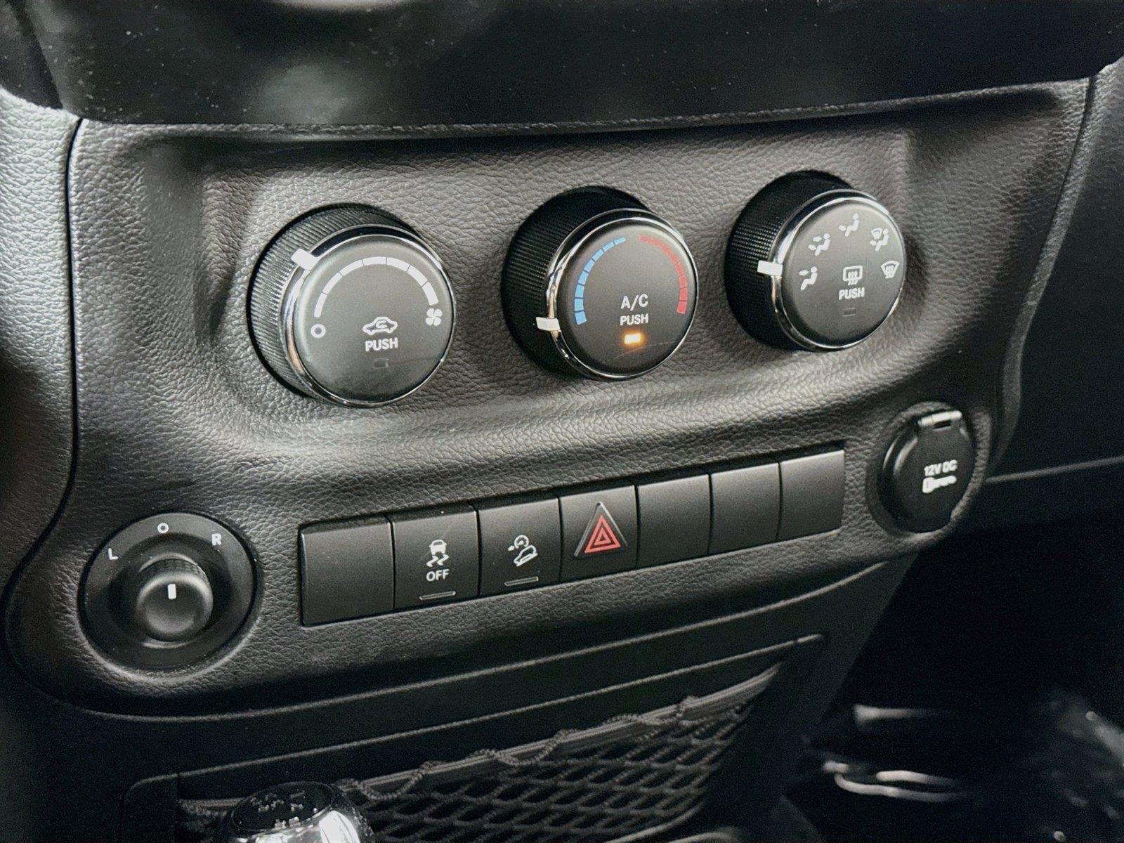 Used 2017 Black Clearcoat Jeep Sport image 20