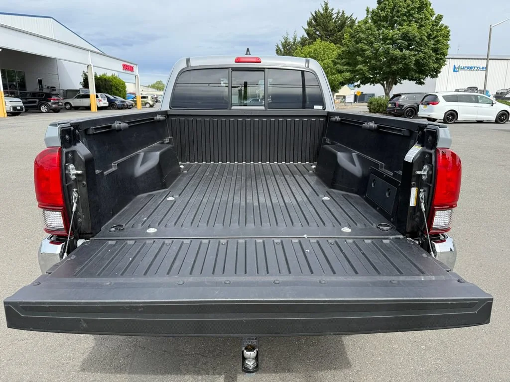 Used 2021 Cement Toyota SR image 11