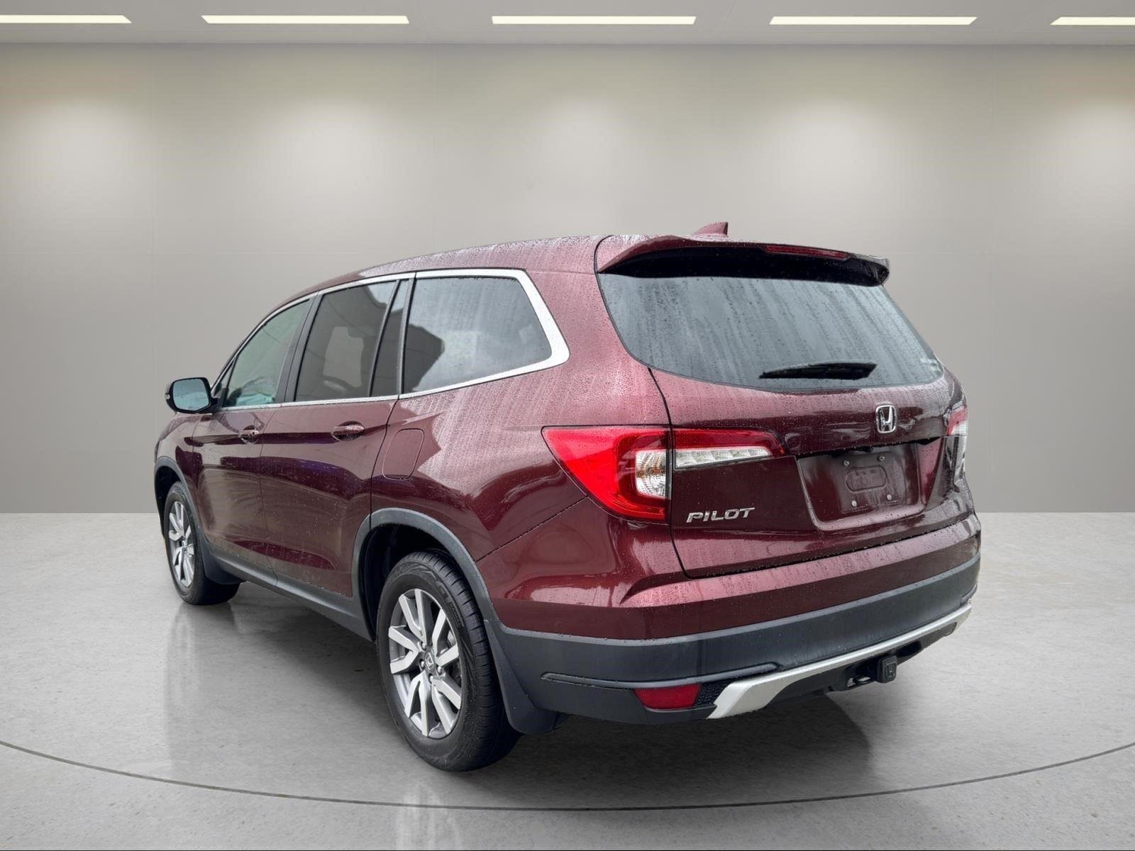 Used 2019 Deep Scarlet Pearl Honda EX-L image 6