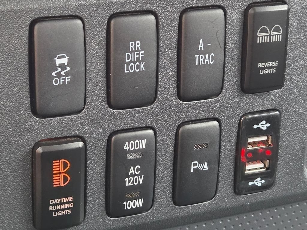 Used 2014 Cement Toyota Base image 12