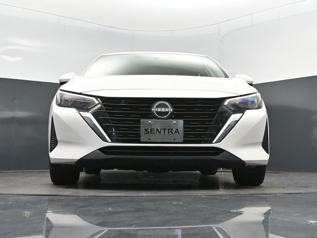 Used 2024 White Nissan SV image 45