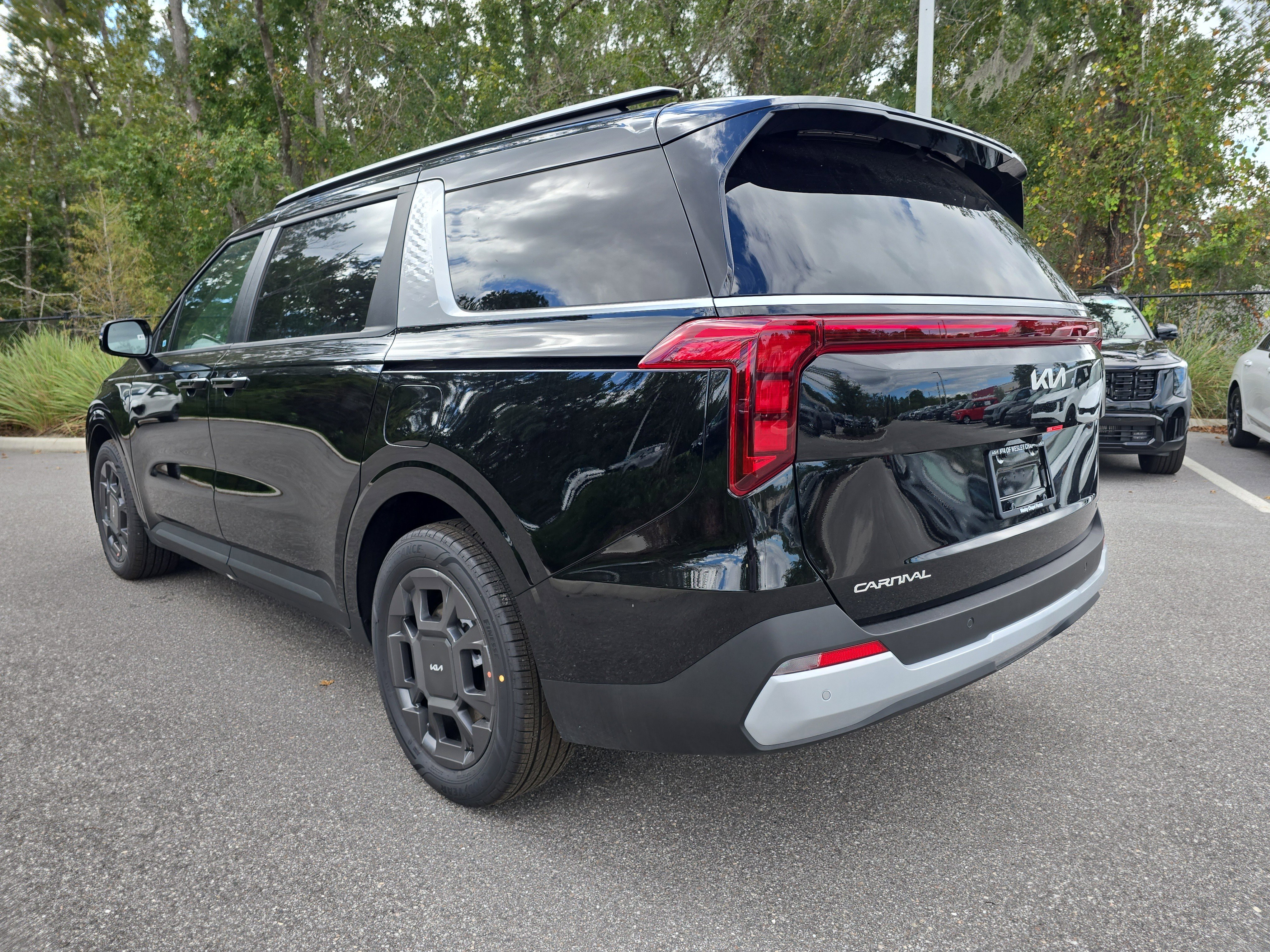 2026 Kia Carnival EX - Photo 6