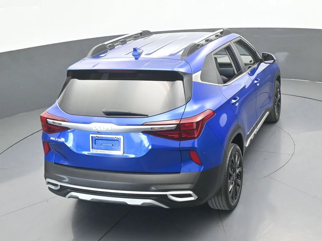 Used 2022 Neptune Blue Kia Nightfall image 48