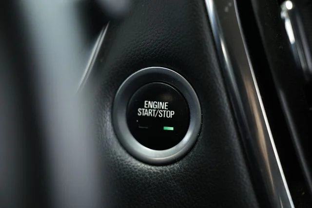 Used 2020 Silver Ice Metallic Chevrolet 3LT image 33