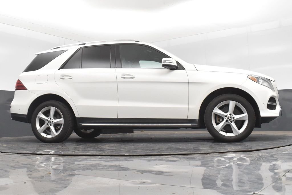 Used 2019 White Mercedes-Benz GLE 400 image 23