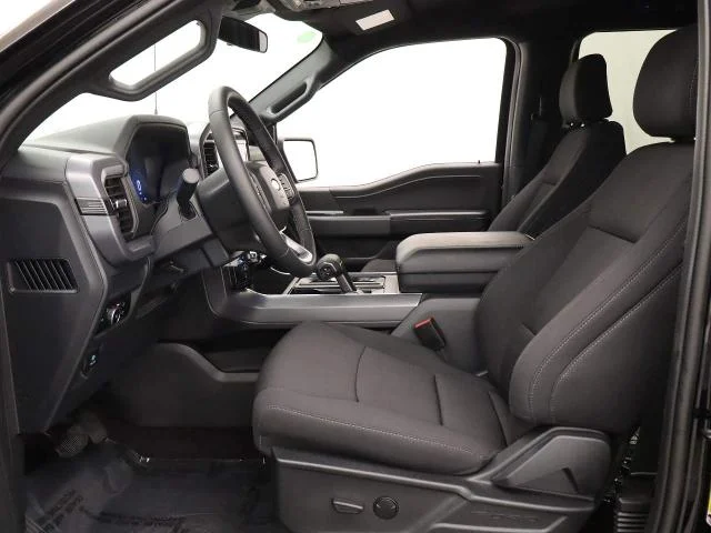 New 2026 Agate Black Metallic Ford XLT image 30