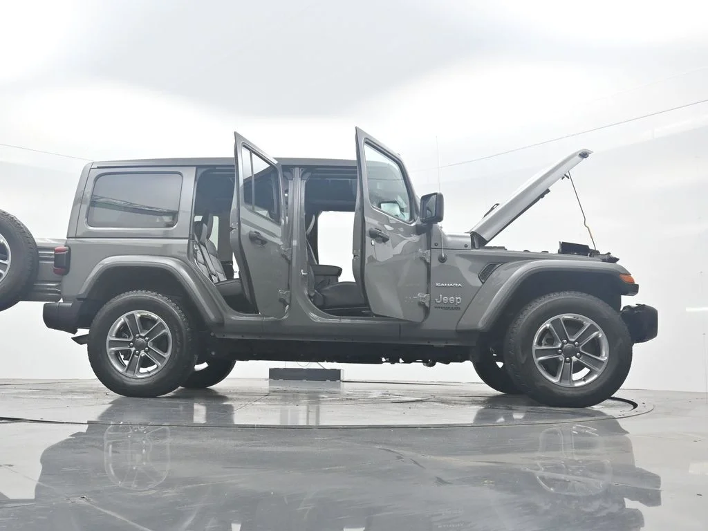Used 2022 Gray Jeep Unlimited Sahara image 43
