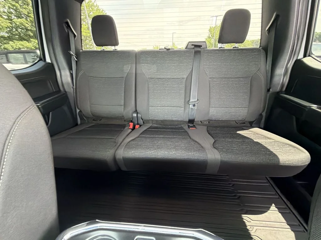 Used 2022 White Ford XLT image 13